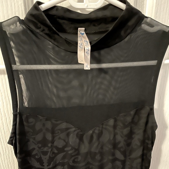 black mockneck sleeveless mini dress - Picture 2 of 6